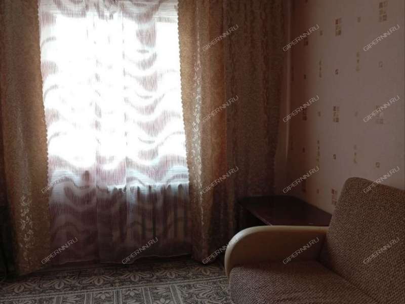 трёхкомнатная квартира на улице Политбойцов дом 20