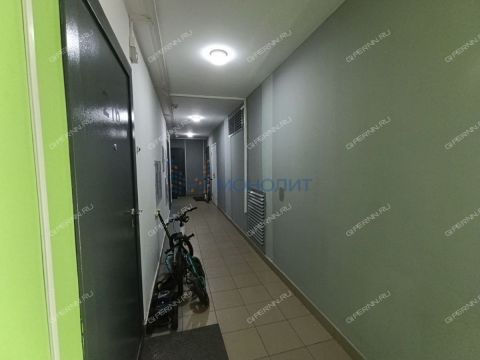 kvartira-studiya-ul-romantikov-d-3 фото