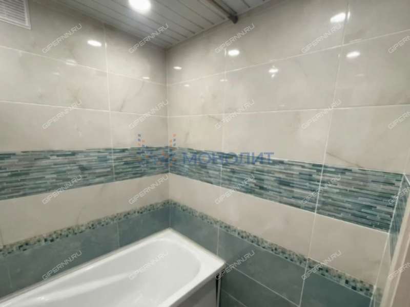 трёхкомнатная квартира на Сормовском шоссе дом 12