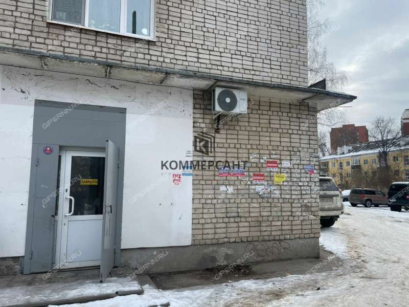 помещение под торговую площадь на Путейской улице