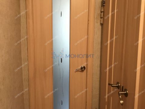 2-komnatnaya-ul-melnikova-pecherskogo-d-9 фото