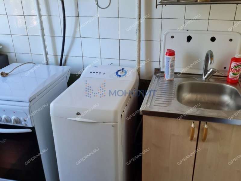 четырёхкомнатная квартира на Школьной улице дом 26 село Линда