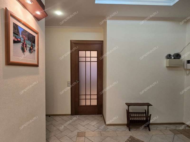 трёхкомнатная квартира на Славянской улице дом 21