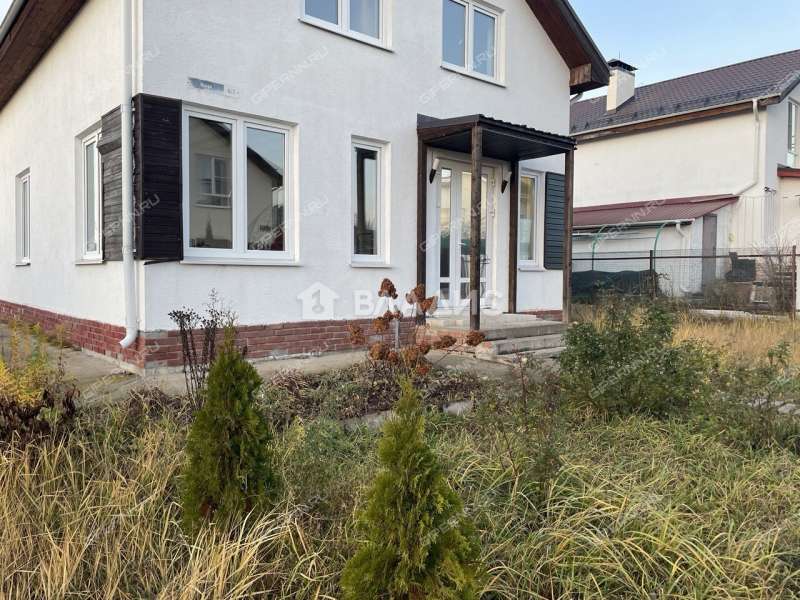 дом на улице Ясная коттеджный поселок Каменки