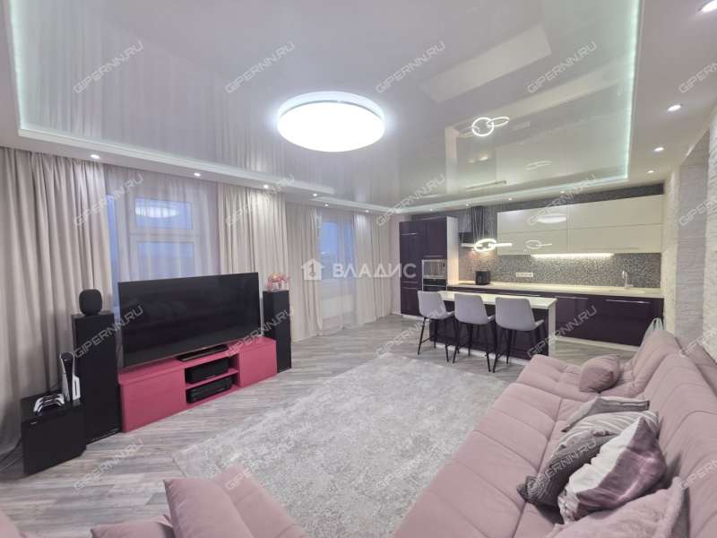 трёхкомнатная квартира на Белозерской улице дом 4