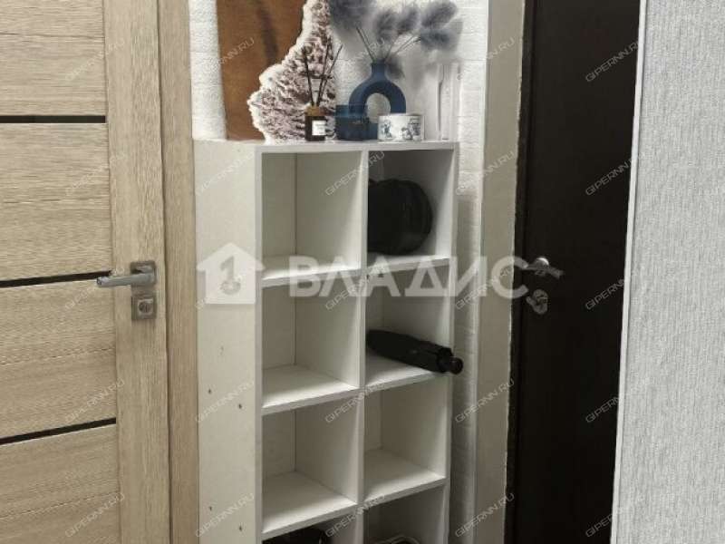 двухкомнатная квартира на Бурнаковской улице дом 79