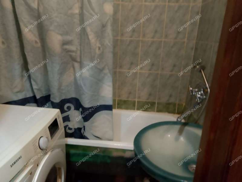 двухкомнатная квартира на проспекте Гагарина дом 198