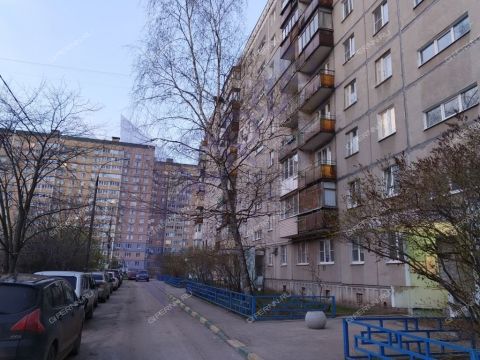 1-komnatnaya-ul-sergeya-akimova-d-57 фото