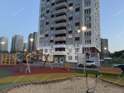 1-komnatnaya-ul-akademika-chazova-d-1 фото