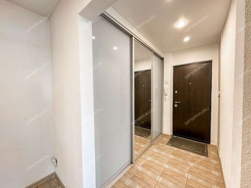 трёхкомнатная квартира на улице Юлиуса Фучика дом 39