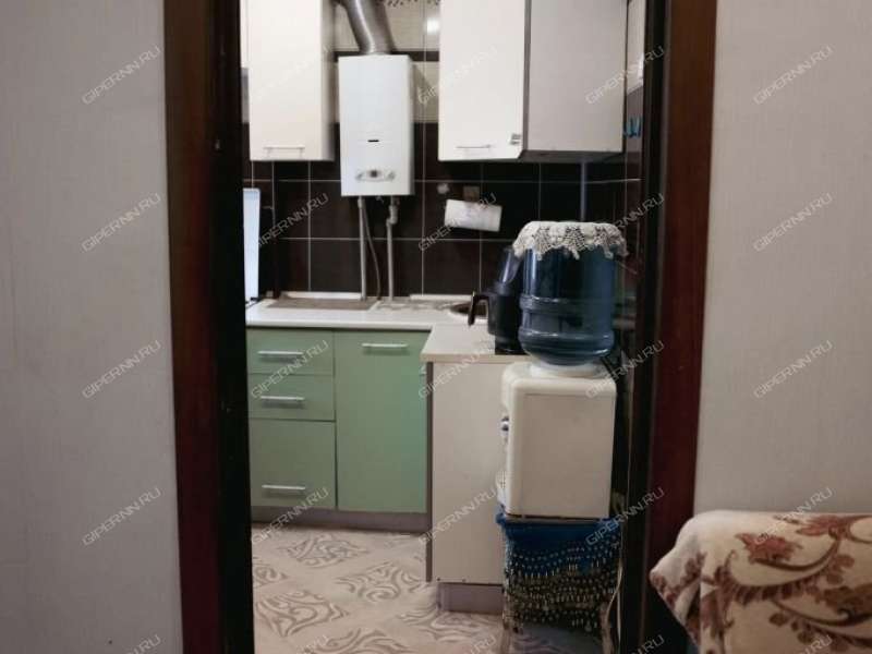 трёхкомнатная квартира на проспекте Кирова дом 16