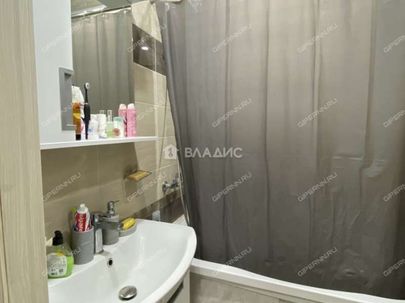 двухкомнатная квартира на проспекте Гагарина дом 208