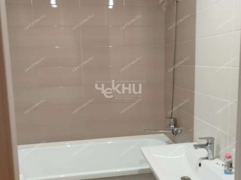 двухкомнатная квартира на проспекте Героев Донбасса дом 17