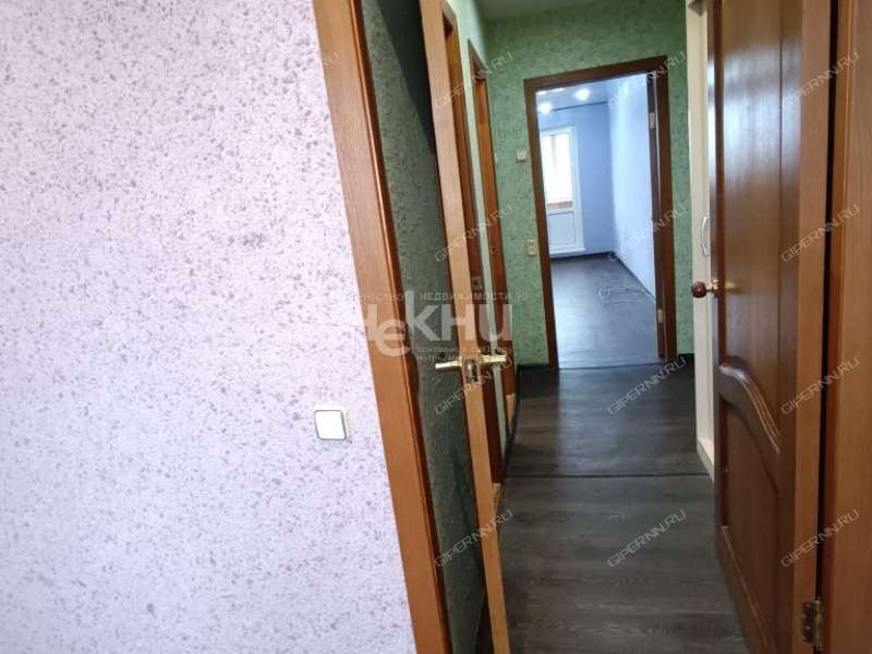 трёхкомнатная квартира на улице Краснодонцев дом 21 к1