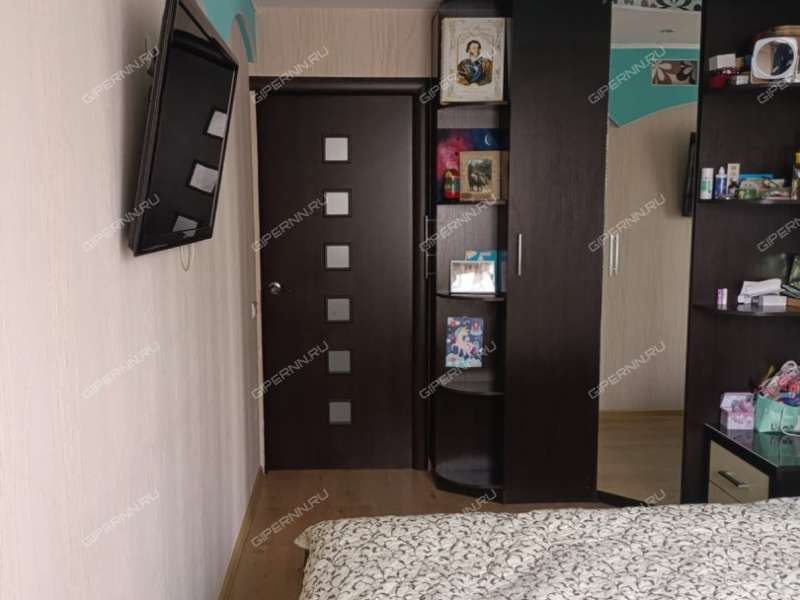 трёхкомнатная квартира на улице Ивана Чугурина дом 3