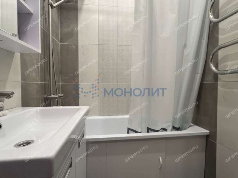 четырёхкомнатная квартира на Комсомольской улице дом 44