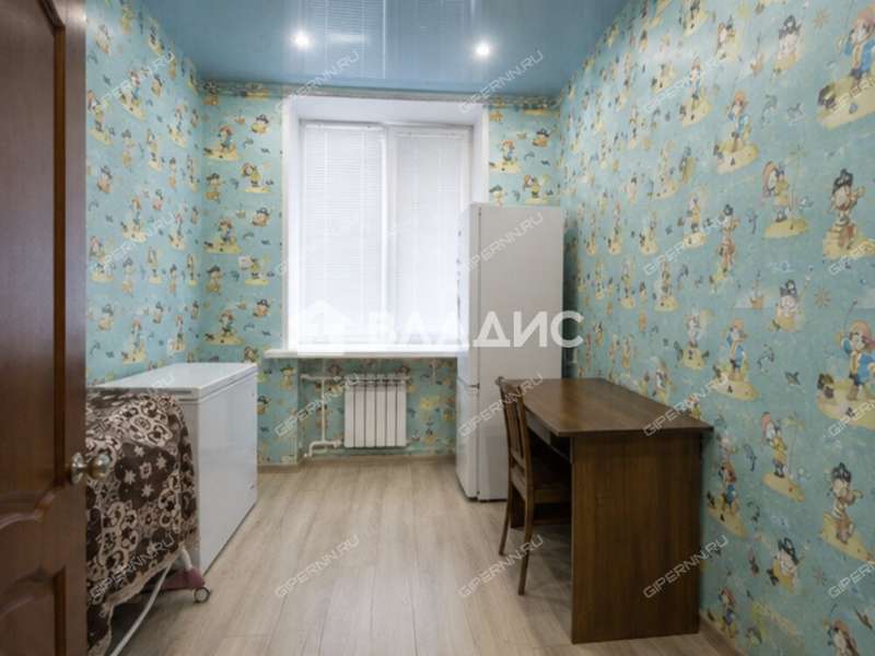 трёхкомнатная квартира на Подворной улице дом 15А