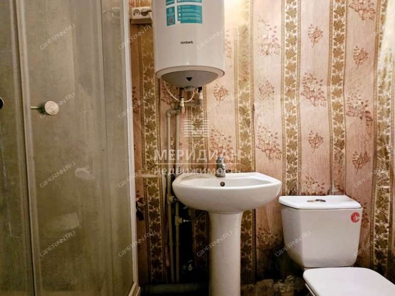 дом на Горького пер Бор