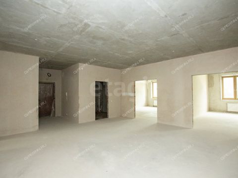 4-komnatnaya-nab-verhne-volzhskaya-d-10-k1 фото