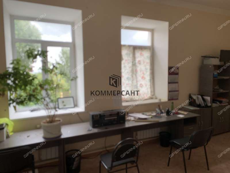 здание под офис, торговую площадь на Клубной улице деревня Новоликеево