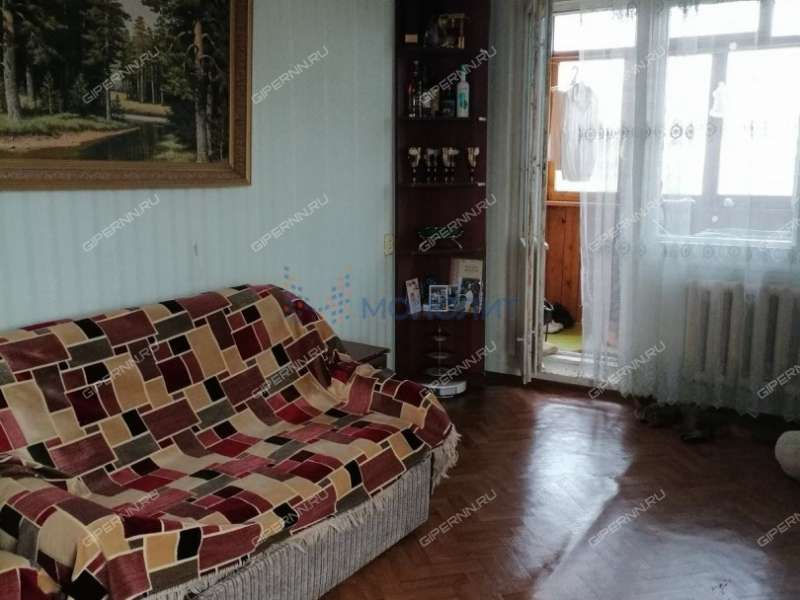 трёхкомнатная квартира на улице Краснодонцев дом 19А