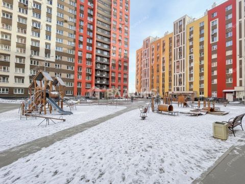 2-komnatnaya-prosp-geroev-donbassa-d-5 фото