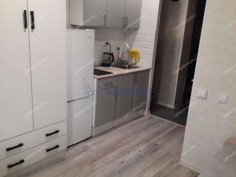 комната в доме 42 на улице Бурденко