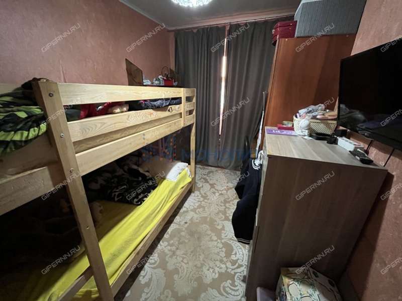 трёхкомнатная квартира на улице Движенцев дом 32