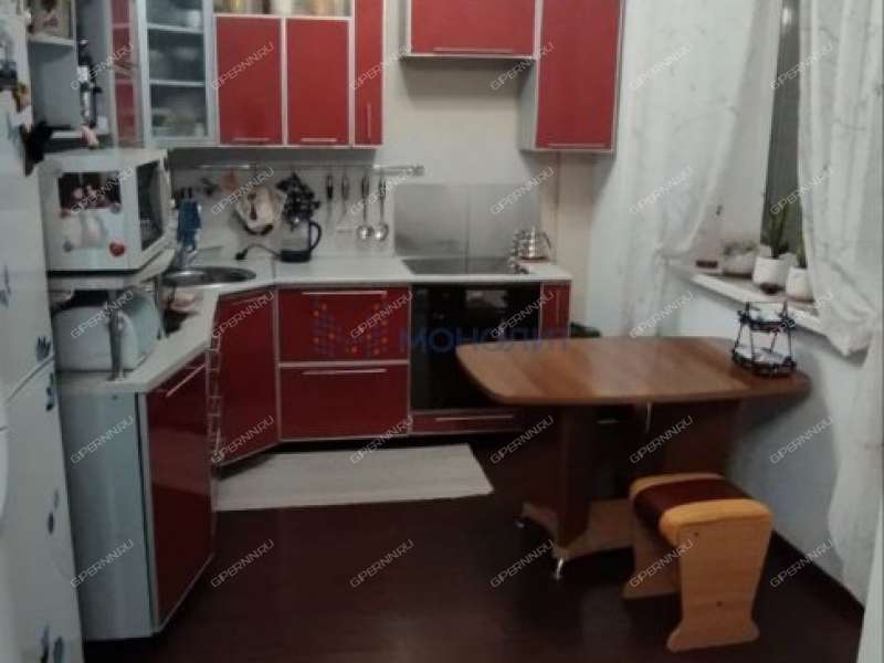 двухкомнатная квартира на Вятской улице дом 1