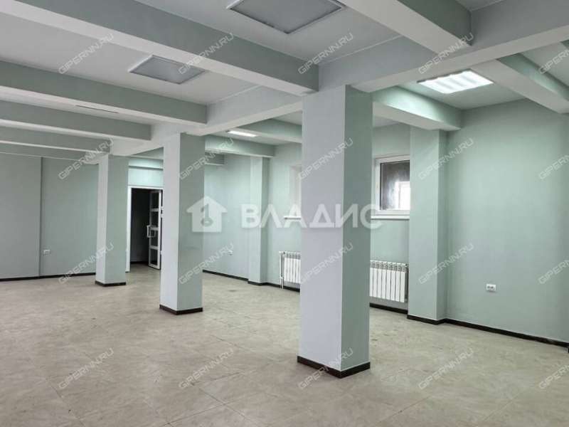 здание под офис, торговую площадь на улице Вождей Революции