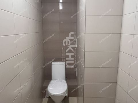 2-komnatnaya-prosp-geroev-donbassa-d-12 фото