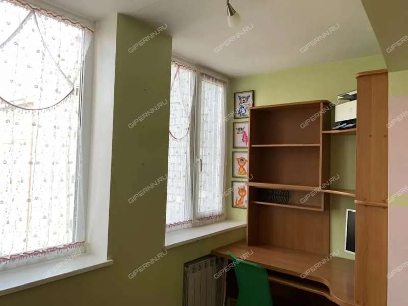 трёхкомнатная квартира на Лукерьинской улице дом 5 город Кстово