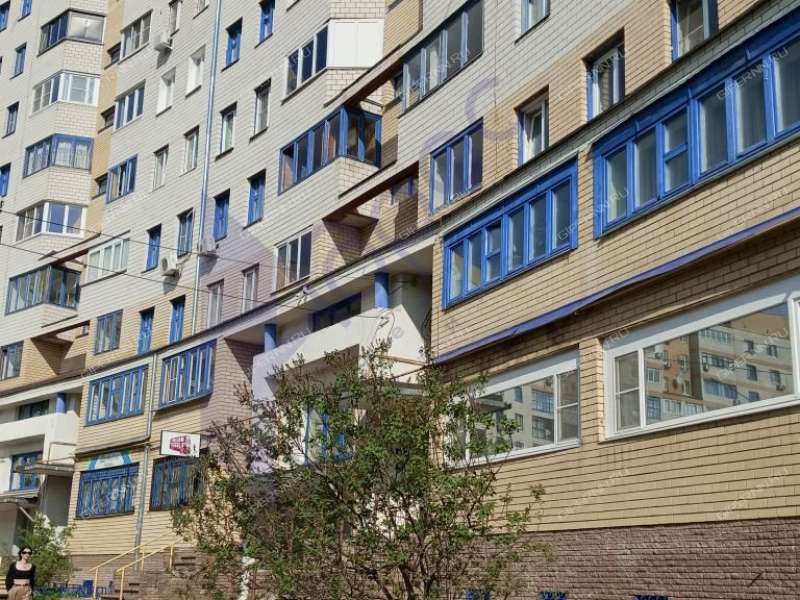 трёхкомнатная квартира на улице Родионова дом 193