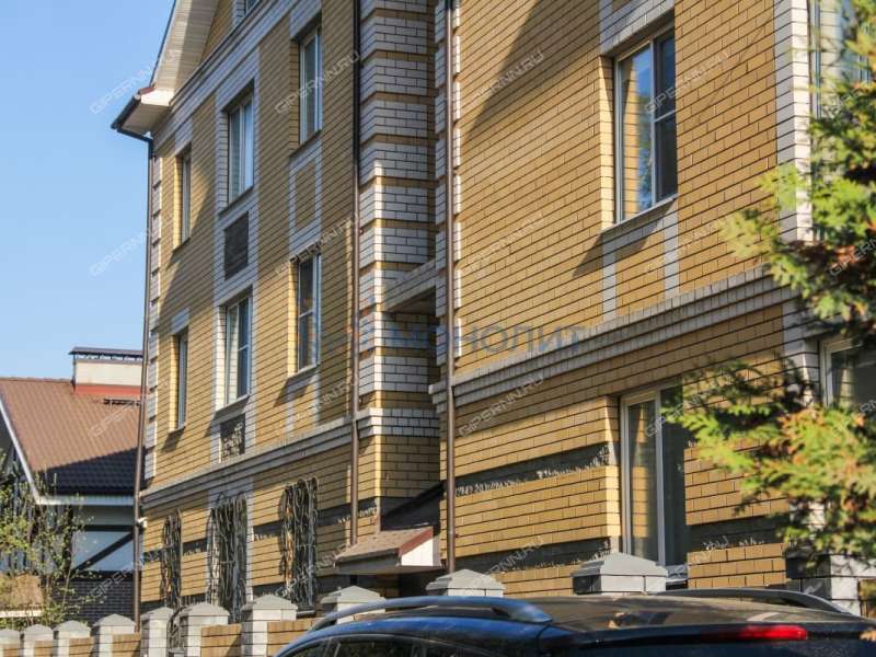 здание под недвижимость для отдыха, развлечений, недвижимость для спорта, фитнеса на Юбилейной улице