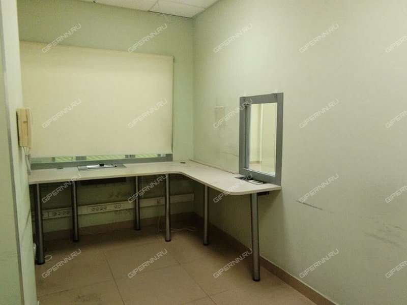 помещение под торговую площадь на Октября пр-кт д.25