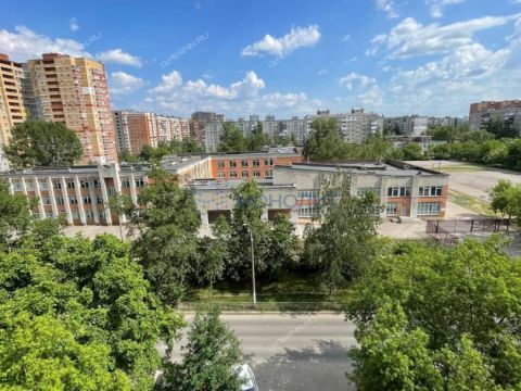 2-komnatnaya-ul-sergeya-esenina-d-31 фото