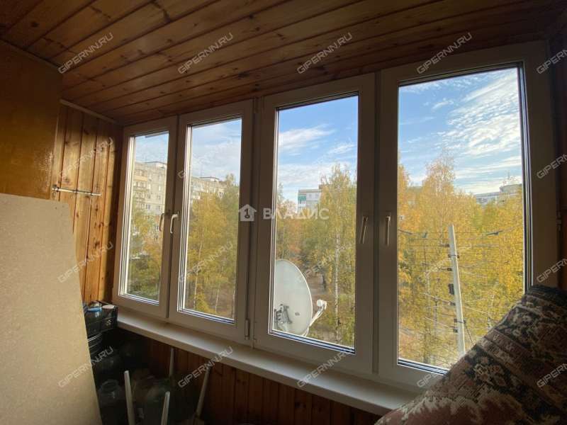 двухкомнатная квартира на улице Строкина дом 8