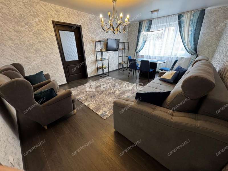 трёхкомнатная квартира на Украинской улице дом 50