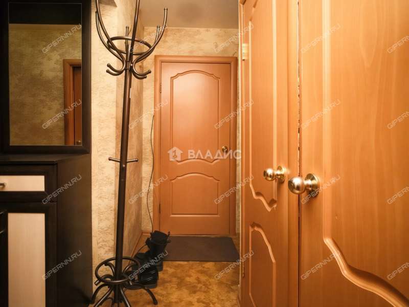 двухкомнатная квартира на улице Бубнова дом 8