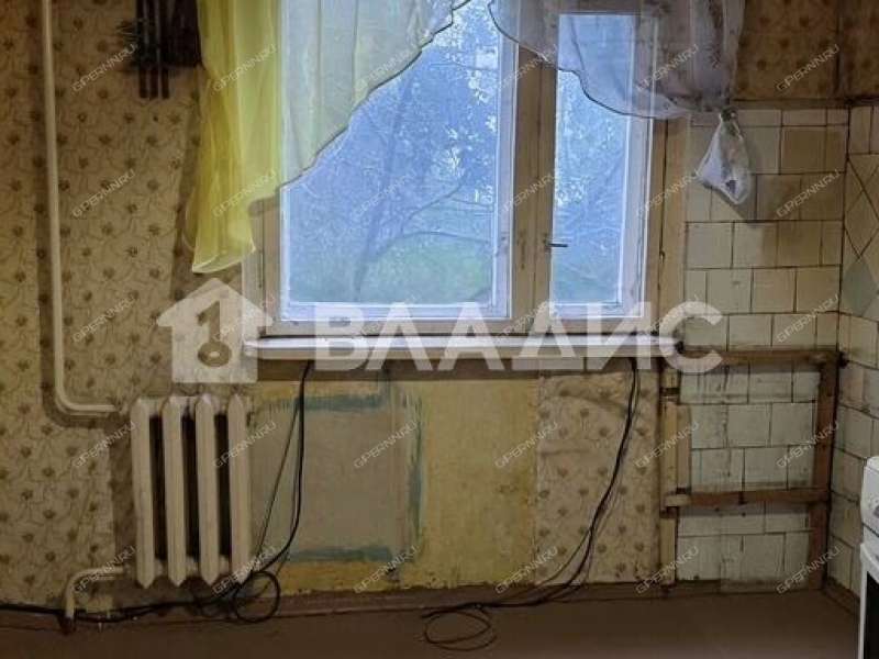 трёхкомнатная квартира на улице Маршала Голованова дом 33