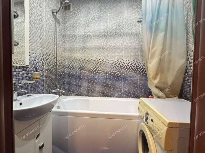 двухкомнатная квартира на улице Маршала Воронова дом 9