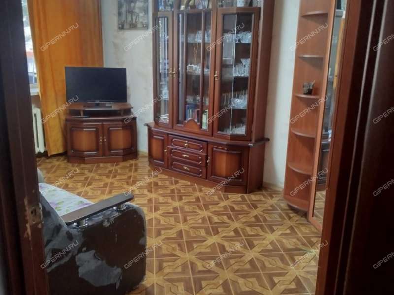 двухкомнатная квартира на проспекте Кирова дом 35а