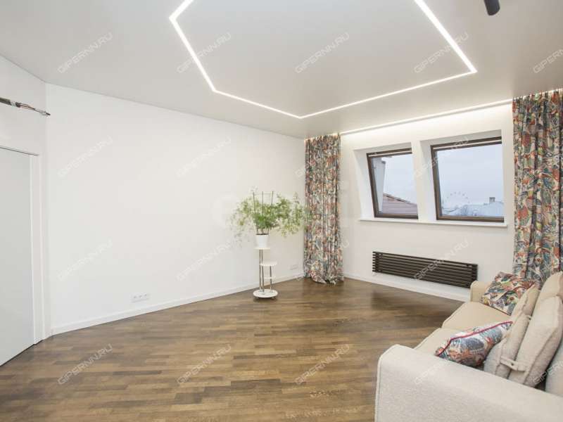 трёхкомнатная квартира на улице Минина дом 29