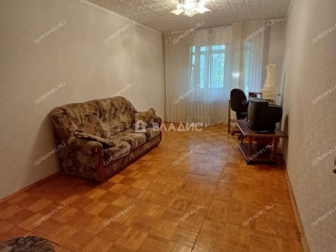 3-komnatnaya-ul-verhnepecherskaya-d-4 фото
