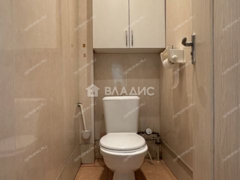 3-komnatnaya-ul-burevestnika-d-14 фото