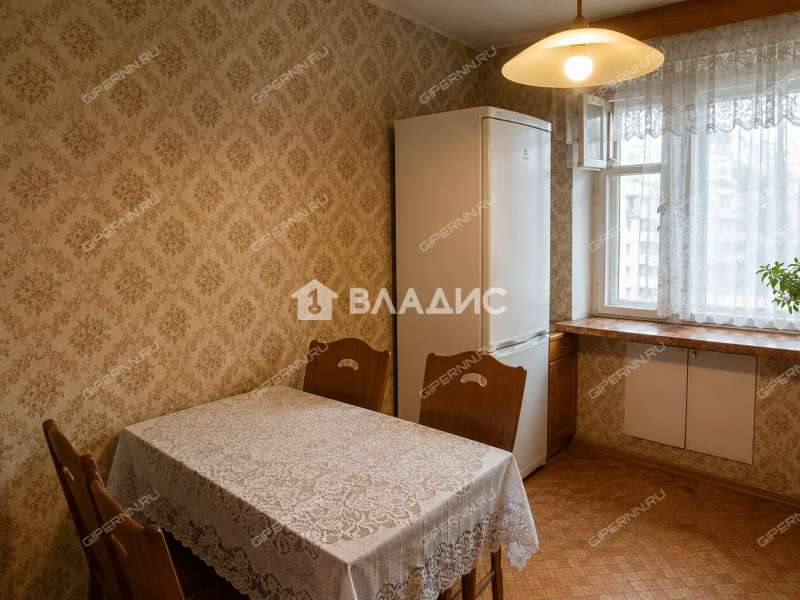 трёхкомнатная квартира на улице Веденяпина дом 1В