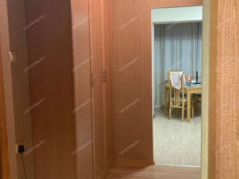 трёхкомнатная квартира на Союзном проспекте дом 18