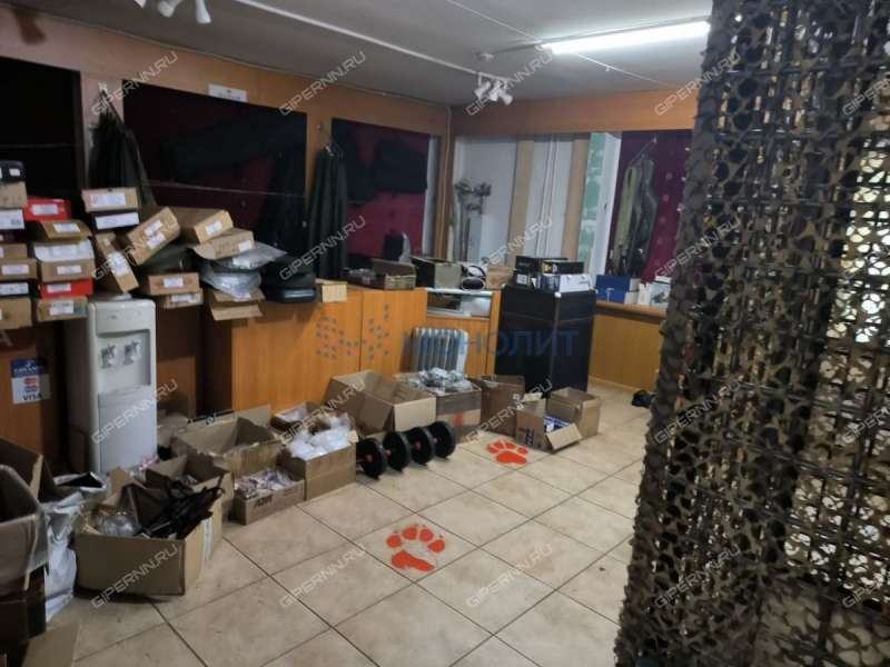 помещение под офис, торговую площадь на Нижне-Волжской набережной