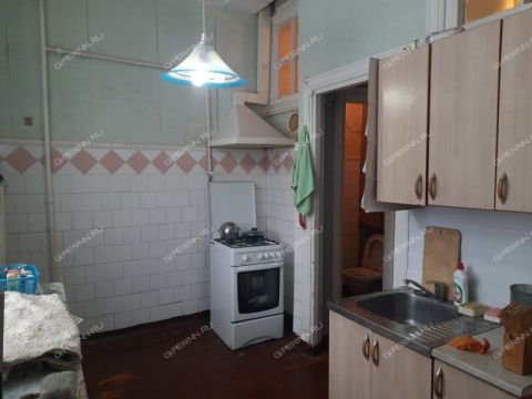 3-komnatnaya-ul-krasnodoncev-d-3 фото