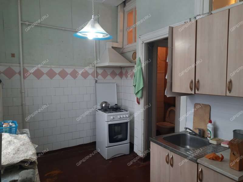 трёхкомнатная квартира на улице Краснодонцев дом 3